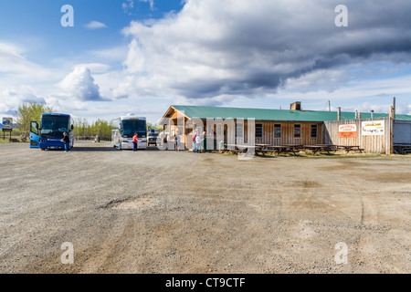 Braeburn Lodge ist ein Roadhouse auf dem Klondike Highway im Yukon Territory of Canada. Stockfoto