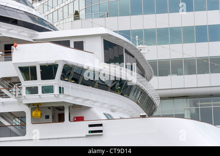 Kreuzfahrt Schiff Volendam am Canada Place für Kreuzfahrtschiffe im Hafen von Vancouver, Vancouver, Britisch-Kolumbien, Kanada. Stockfoto