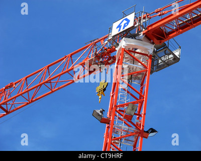 Großen Kran auf der Baustelle des Krankenhauses Laennec, Paris, Frankreich Stockfoto