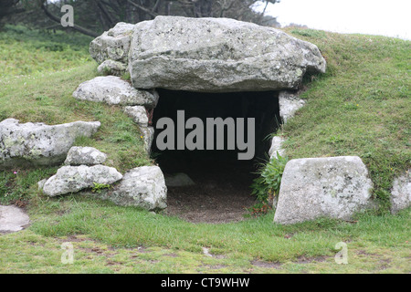 15. C BC prähistorischen gekammert Grab in Innisidgen St Mary's Scilly Isles Isles of Scilly Cornwall England UK Großbritannien GB Stockfoto