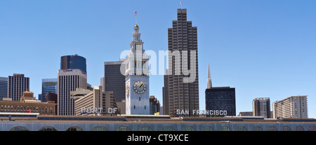 Financial District und Ferry Building Embarcadero San Francisco Kalifornien, USA Stockfoto