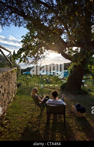 Picknickplatz von Restaurant Roundhouse, Camps Bay, Kapstadt, Western Cape, South Africa, RSA, Afrika Stockfoto