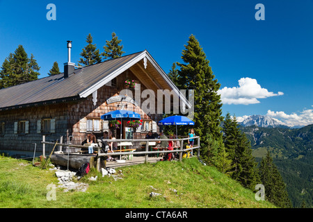 Alphütte Sonnbergalm, Mangfall Berge, Bayerische Voralpen, Oberbayern, Deutschland Stockfoto