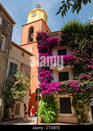 Häuser in der Altstadt, St. Tropez, Côte d ' Azur, Provence, Frankreich, Europa Stockfoto