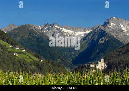 Burg Taufers, Valle Aurina, Sand in Taufers, Pustertal, Zillertaler Alpen, Südtirol, Trentino-Alto Adige, Italien Stockfoto