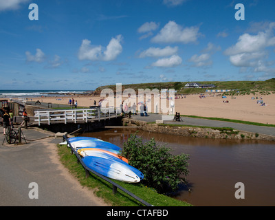 Bude Kanal-Schleusen und Summerleaze Beach, Cornwall, UK Stockfoto