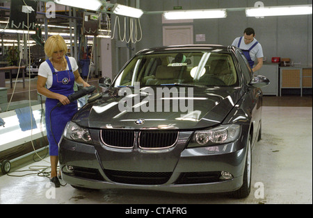 Serienmodell der BMW 3.20i, Kaliningrad, Russland Stockfoto