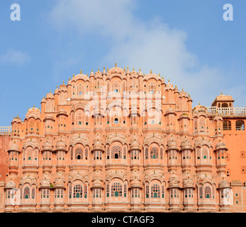 Fassade des Palastes der Winde, Palast der Winde, Hawa Mahal, Jaipur, Rajasthan, Indien Stockfoto