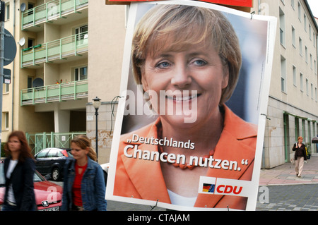 CDU-Wahlplakat mit Angela Merkel in Potsdam Stockfoto