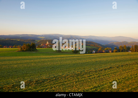 St Maergen mit Feldberg im Herbst, südlichen Teil des Schwarzwald, Schwarzwald, Baden-Württemberg, Deutschland, Europa Stockfoto