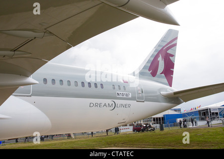 Farnborough International Airshow 2012.  Die erste Boeing 787 Dreamliner für Qatar Airways. Stockfoto