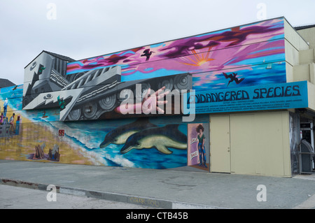 Eine vom Aussterben bedrohte Arten Wandbild an der Seite einen Shop in Venice Beach, L.A. Stockfoto