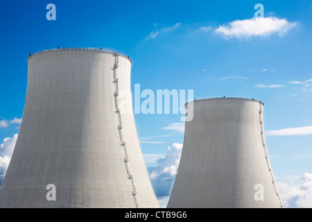 Detail des Twin Kühltürme, Kernkraftwerk. Stockfoto