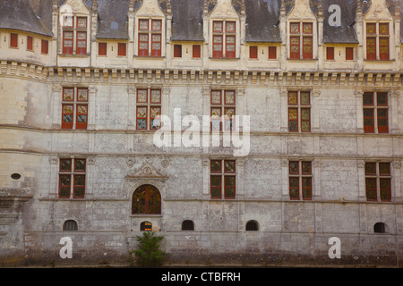 Schloss d'Azay-le-Rideau ist eine elegante Schloss auf einer Insel im Fluss Indre im Loire Tal von Frankreich gebaut. Stockfoto