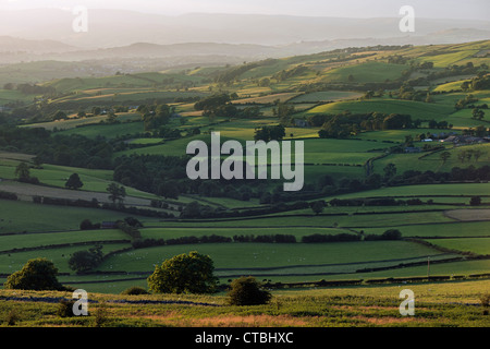 Blick auf Newbiggin und Cumbria von Hutton Dach Klippen Stockfoto