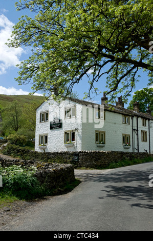 The George Inn Village Pub im Sommer Hubberholme Upper Wharfedale Yorkshire Dales North Yorkshire England Großbritannien GB Groß Großbritannien Stockfoto