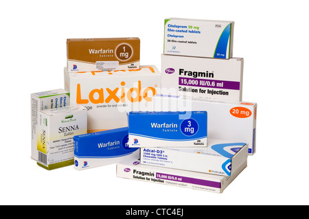 Verschiedenen vorgeschriebenen Tabletten & Medikamente in der Regel verwendet, um Krankheiten erfahren in alternden & alte / ältere / Senioren / Rentner Patienten. Stockfoto