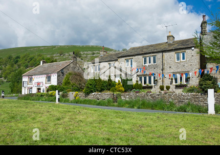 Cottages Häuser Häuser Häuser Buckden Village im Sommer Upper Wharfedale North Yorkshire Dales National Park England Großbritannien Großbritannien Großbritannien Großbritannien Großbritannien Großbritannien Großbritannien Großbritannien Großbritannien Großbritannien Großbritannien Großbritannien Großbritannien Großbritannien und Nordirland Stockfoto