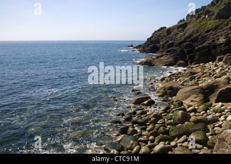 Später Bucht an der Südküste von cornwall Stockfoto