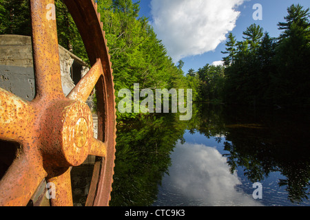 Parkers Damm entlang der Pemigewasset River in Woodstock, New Hampshire, USA Stockfoto