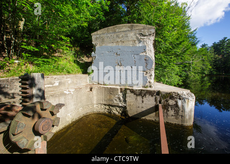 Parkers Damm entlang der Pemigewasset River in Woodstock, New Hampshire, USA Stockfoto