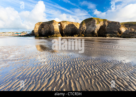 Muster am Droskyn auf Perranporth Strand Cornwall England UK Stockfoto