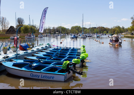 Bootsverleih am Fluss in Christchurch Dorset England UK Stockfoto