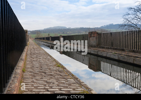 Der Avon Aquädukt ist eine schiffbare Aquädukt auf dem Union-Kanal in der Nähe von Linlithgow, West Lothian Stockfoto