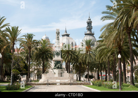 Denkmal für Heldenhafter Matrosen Corvite & Santiago De Cuba auf der Plaza des südlichen Heros Cartagena Spanien Stockfoto