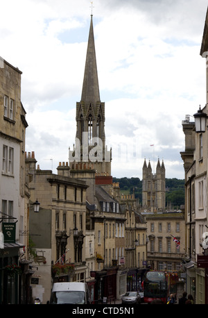 Blick nach Süden von Broad Street Bad in Richtung St. Michael Kirche und Abteikirche Bath Stockfoto