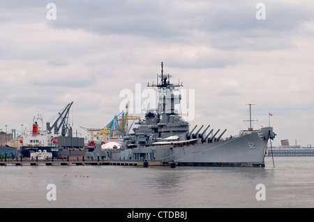 Schlachtschiff New Jersey Museum, Delaware River, Camden, New Jersey, USA Stockfoto