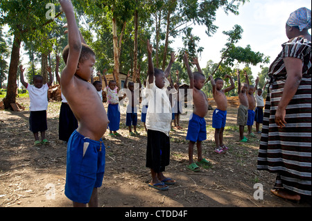 Kinder, FARDC, Mushake, demokratische Republik Kongo Stockfoto