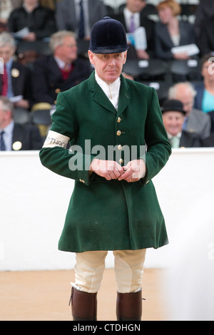 Professionelle Jäger Julian Barnfield von der Heythrop jagen, die Anklagen von der RSPCA gegenübersteht Stockfoto