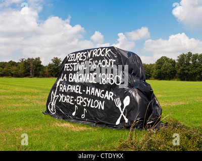 Handbemalte Rockfestival Zeichen - Indre-et-Loire, Frankreich. Stockfoto