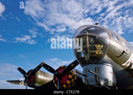 Sally B Flying Festung Boeing B17G im Imperial War Museum Duxford Stockfoto