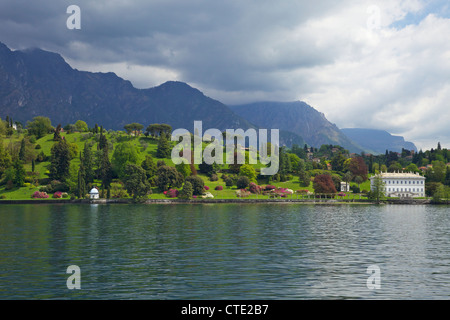 Ansicht der Villa Melzi Gärten Frühlingssonne, Bellagio, Comer See, Italien, Europa Stockfoto