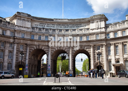 Admiralty Arch auf dem Trafalgar Square in London - UK Stockfoto