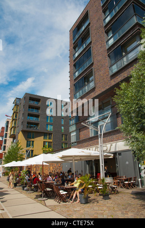 Cafe Restaurantterrasse Grasbrookhafen Canalside Lager Stadtteil HafenCity ehemaligen Hafen Bereich Zentrale Hamburg Deutschland Europa Stockfoto