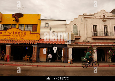 Geschäft ist langsam entlang Calle Obregon in Nogales, Sonora, Mexiko, über die Grenze von Nogales, Arizona, USA. Stockfoto