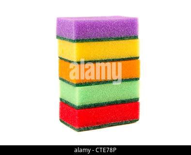 isoliert auf weißem Hintergrund bunte Küchenschwämme Stockfoto