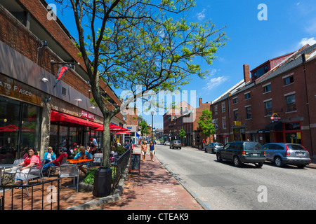 Restaurant am Vorderstraße in der Innenstadt von Portland, Maine, USA Stockfoto