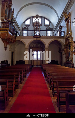 S. Bento Kloster in Santo Tirso, Portugal. Benediktiner Orden. In der Gotik (Kreuzgang) und Barock (Kirche) gebaut. Stockfoto