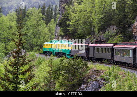 White Pass and Yukon Route (WP & YR) Railroad Zugfahrt von Skagway, Alaska nach Fraser, British Columbia. Stockfoto