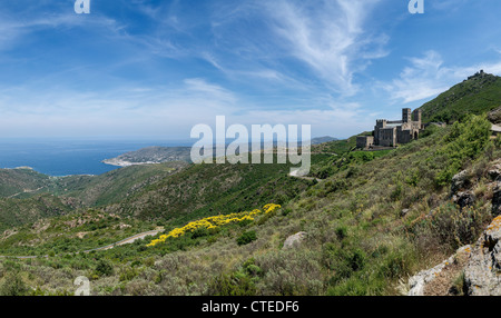 Ehemalige Benediktiner-Kloster Sant Pere de Rodes (IX-XI Jahrhundert). Katalonien, Spanien. Stockfoto