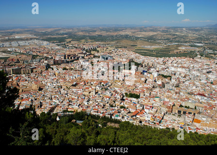 Blick über die Stadt-Dächer, Jaen, Provinz Jaen, Andalusien, Spanien, Westeuropa. Stockfoto