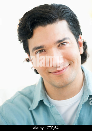 Porträt des jungen Mannes Stockfoto