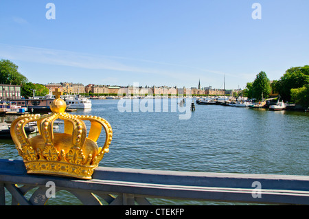 Krone auf der Skeppsholm Brücke, Innenhafen, Stockholm, Schweden, Skandinavien Stockfoto