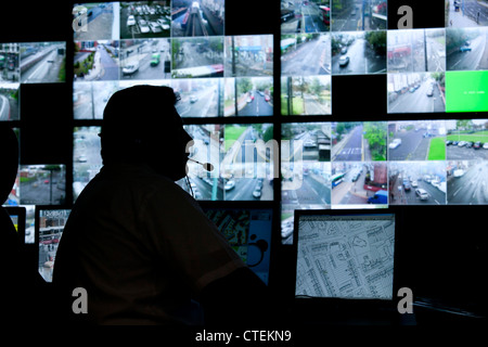 CCTV-Kontrollraum für Birmingham City Centre. Stockfoto