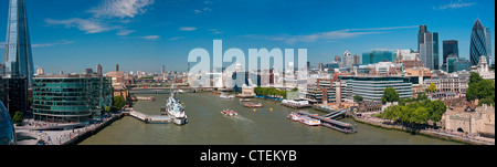 Themse, Tower Bridge, London, England Stockfoto