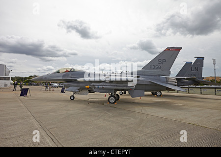 Farnborough International Airshow General Dynamics f-16 Fighting Falcon Stockfoto